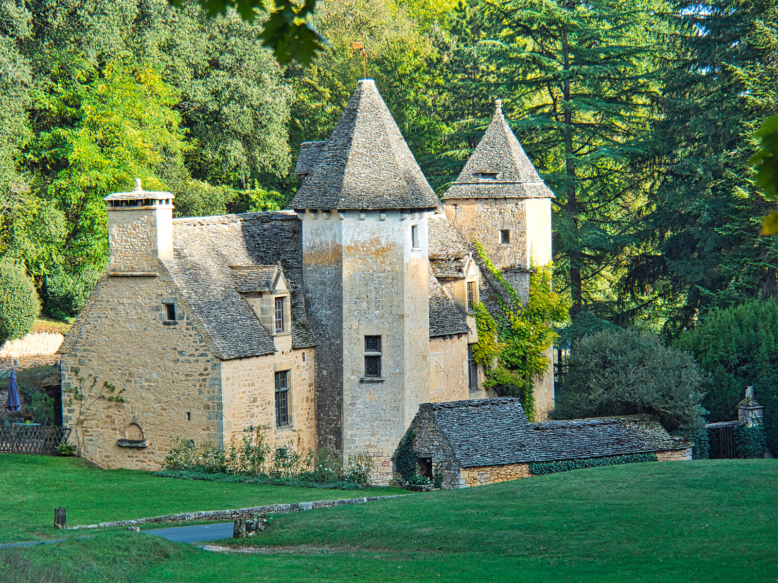 Lacypierre Castle