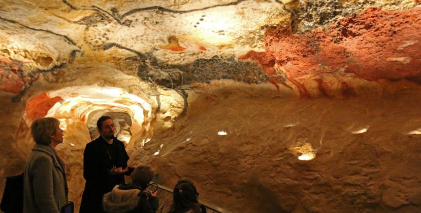 Come with us for a family visit of lascaux iv, ...