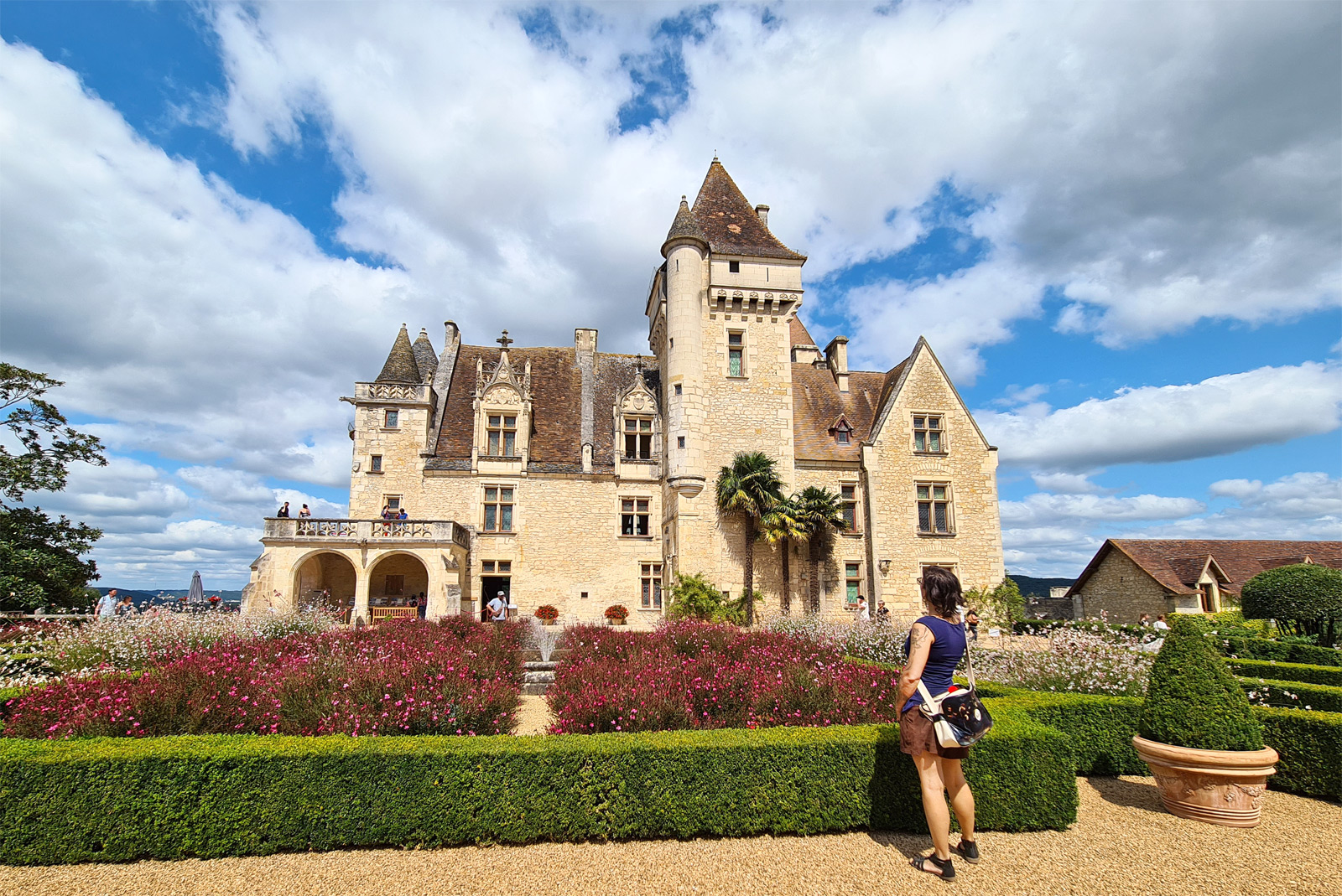 Discovering the Château des Milandes in Castel ...
