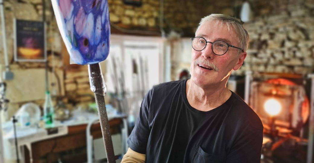 Nicolas Guittet: Glassblower and creator of dr ...