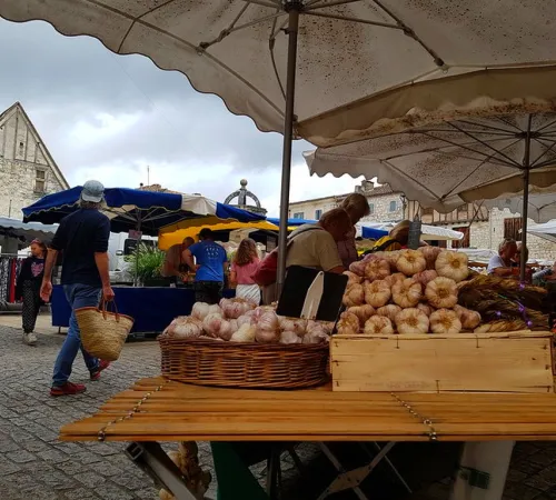 Marché traditionnel du jeudi