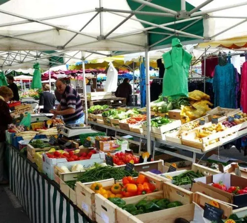 Marché de Cénac
