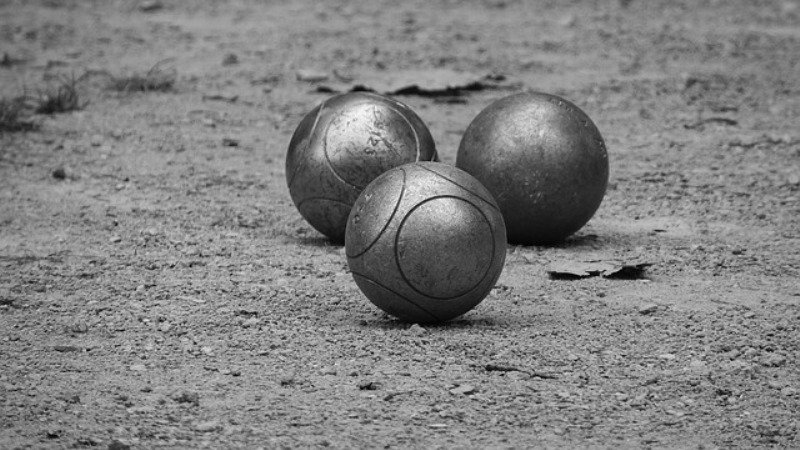 Concours de pétanque