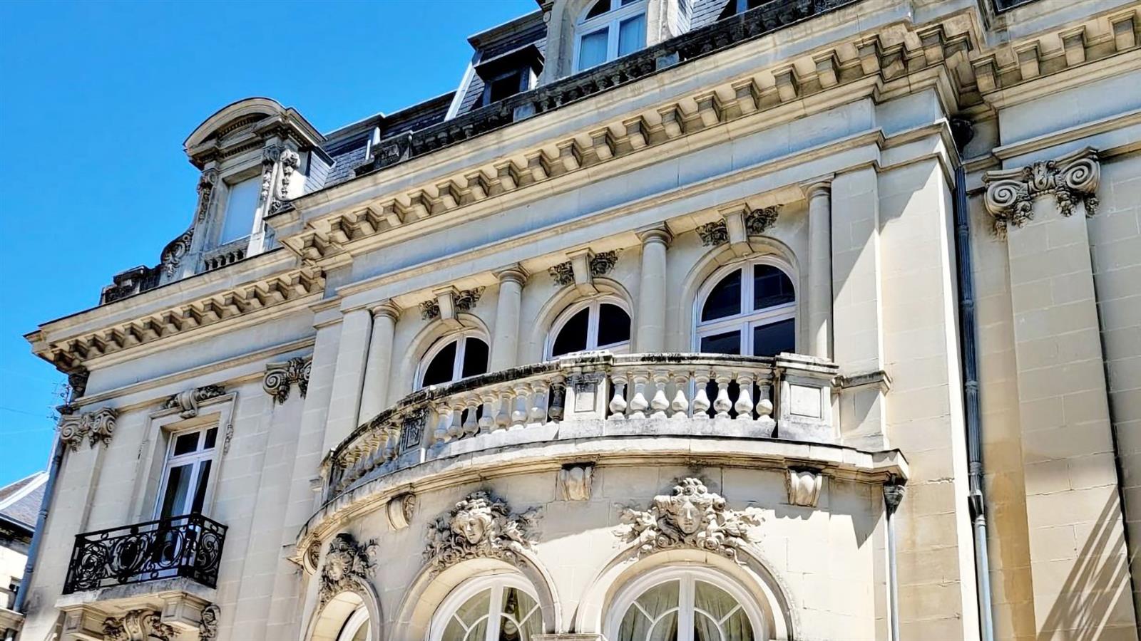 Visite de l'hôtel Brou de Laurière