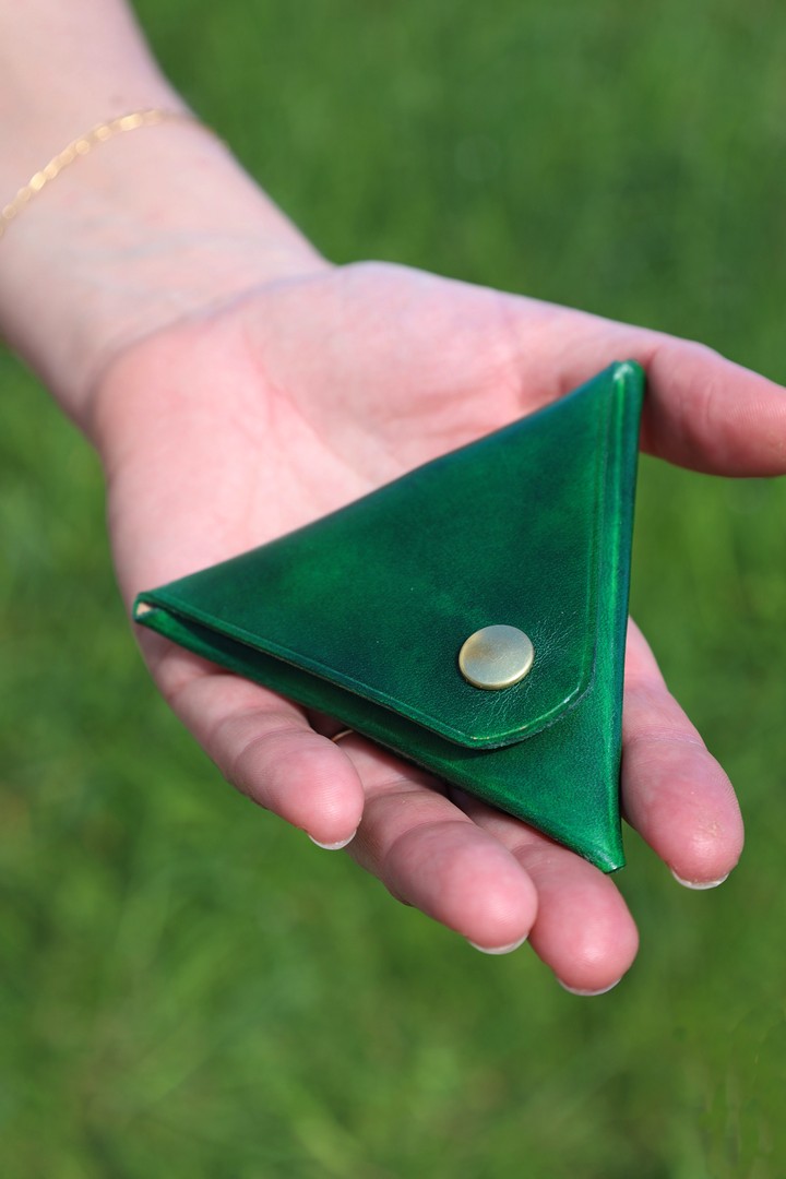 Stage de maroquinerie : fabrication d'un porte ...