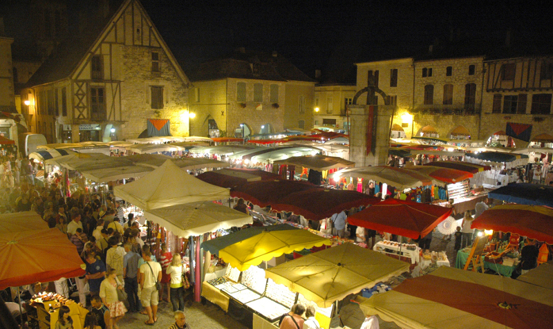 Marché nocturne