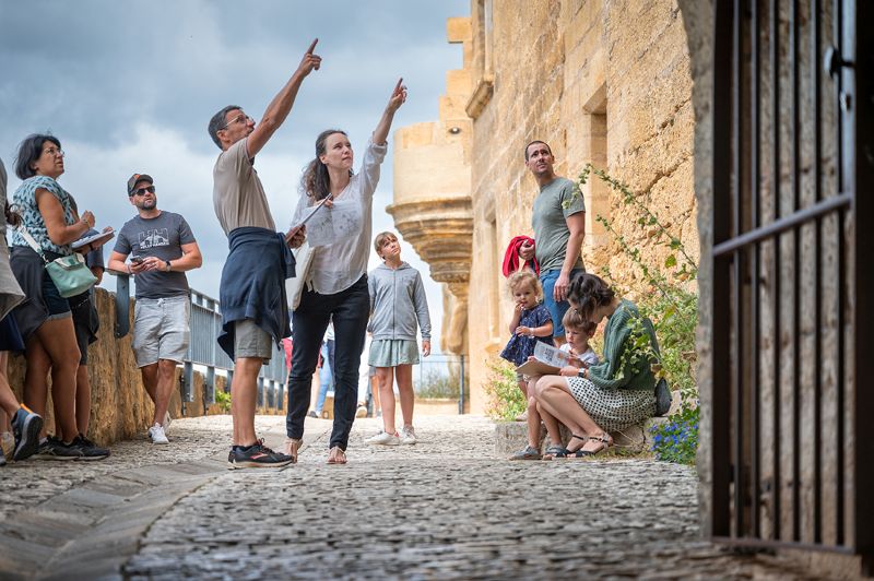 Visite ludique "Un château dans les falaises"  ...
