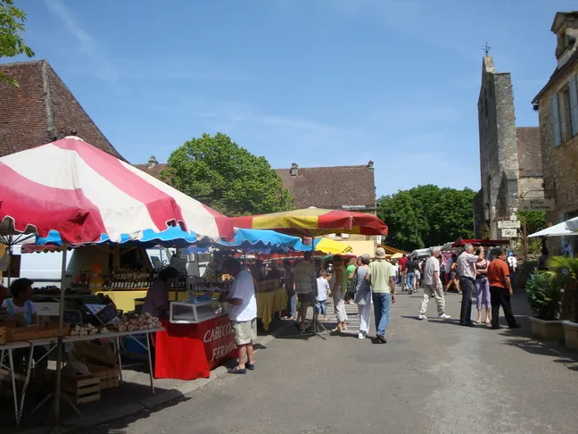 Marché de Domme - Crédit: CDT 24 | CC BY-NC-ND 4.0