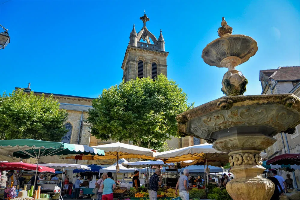 Marché traditionnel h ... - Crédit: Naturellement Périgord | CC BY-NC-ND 4.0