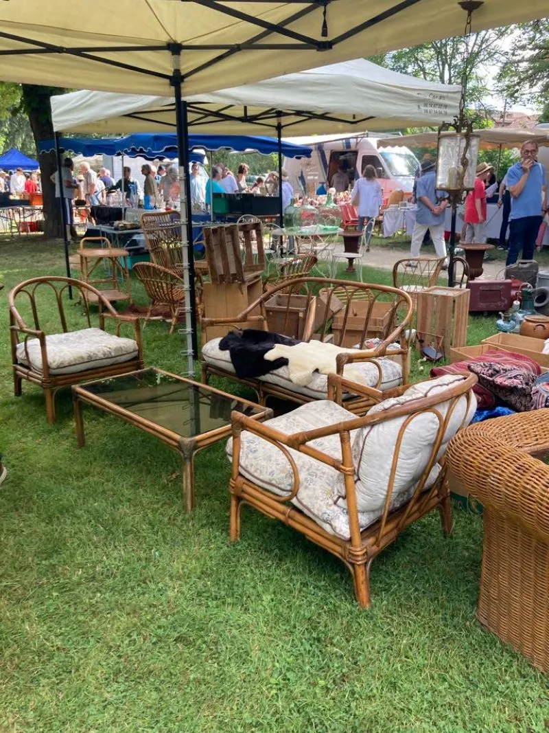 Brocante professionnelle - Crédit: Denis Renon | CC BY-NC-ND 4.0