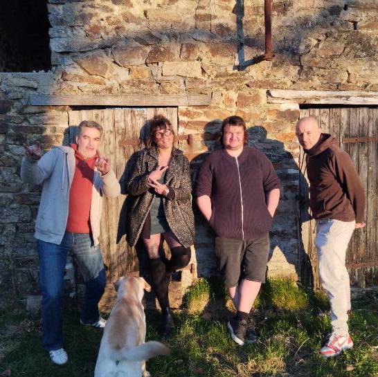 Guinguette du Mas d'Arneix : Wip et piano mobile