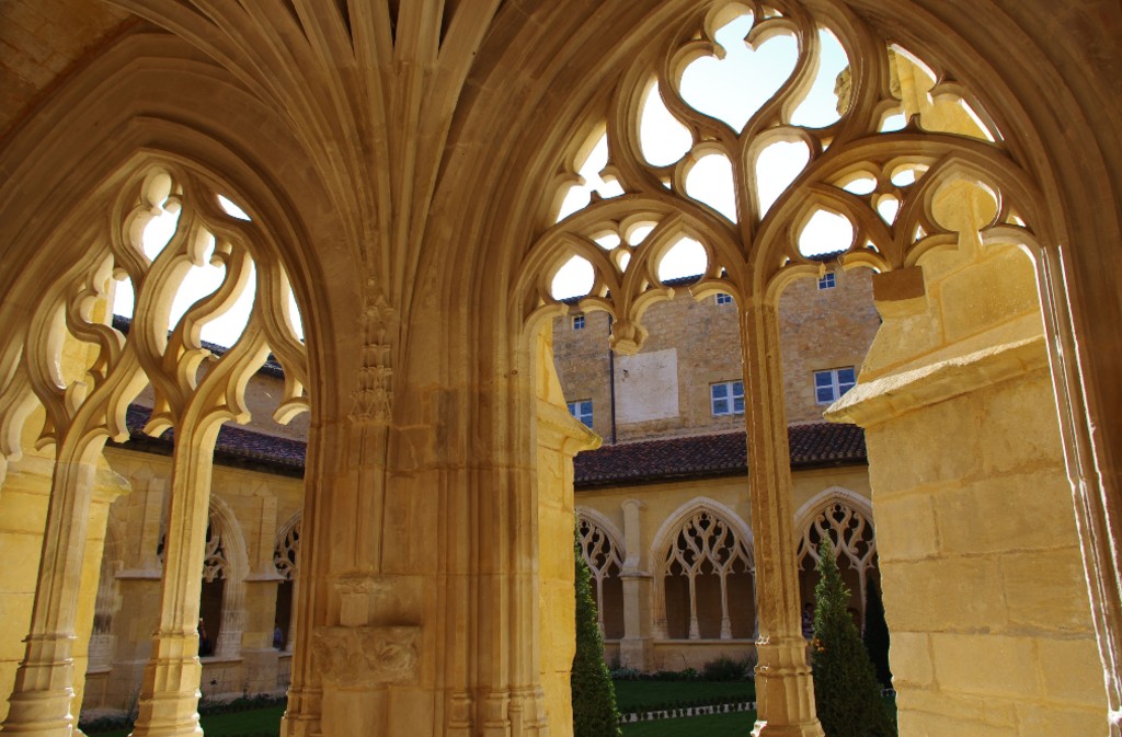 Visite guidée du cloître à la lueur des bougies
