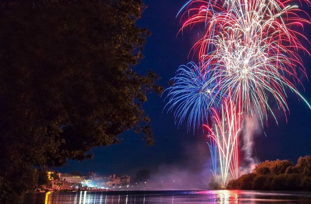 Les Estivales | Feu d'artifice du 14 juillet