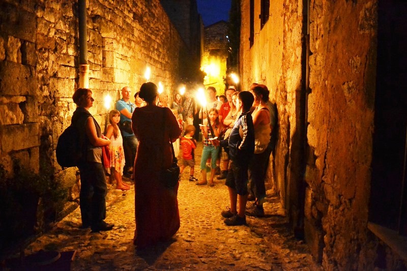 Visite commentée de la bastide de Monpazier au ...