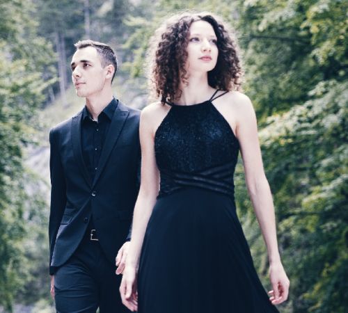 Arcades Musiques | Concert du duo de piano à 4 mains Kalabova - Gugg