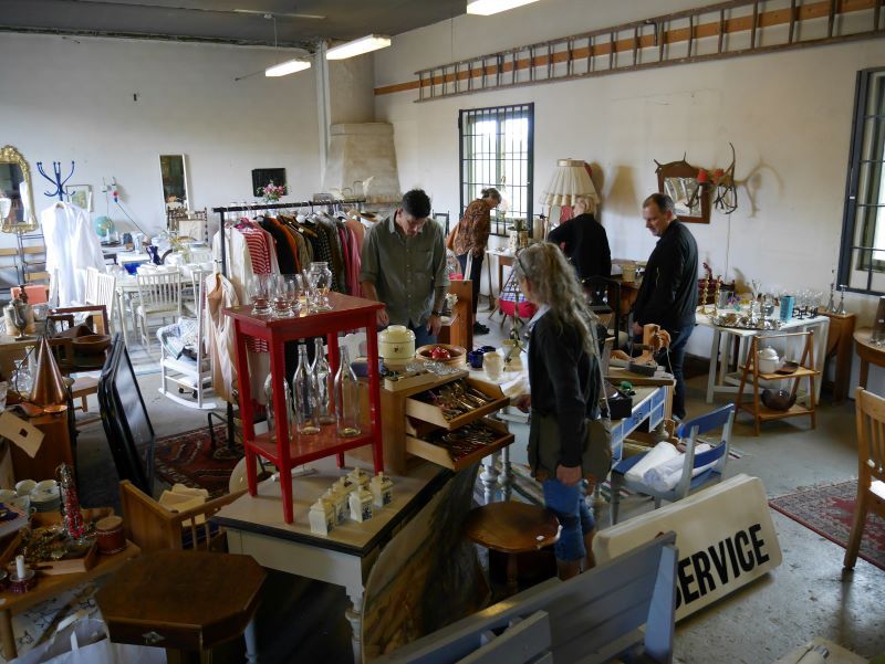 Le grand vide grenier brocante des copains