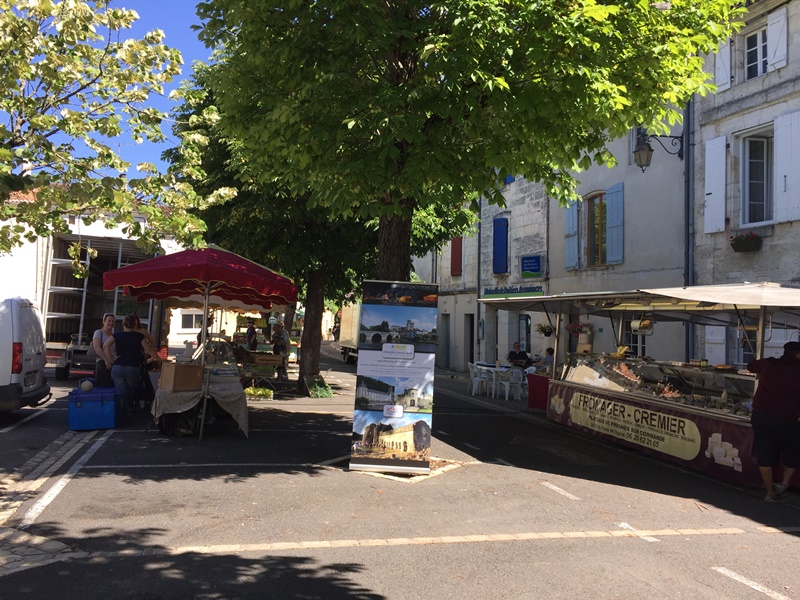 Marché traditionnel - Crédit: OTPDB | CC BY-NC-ND 4.0