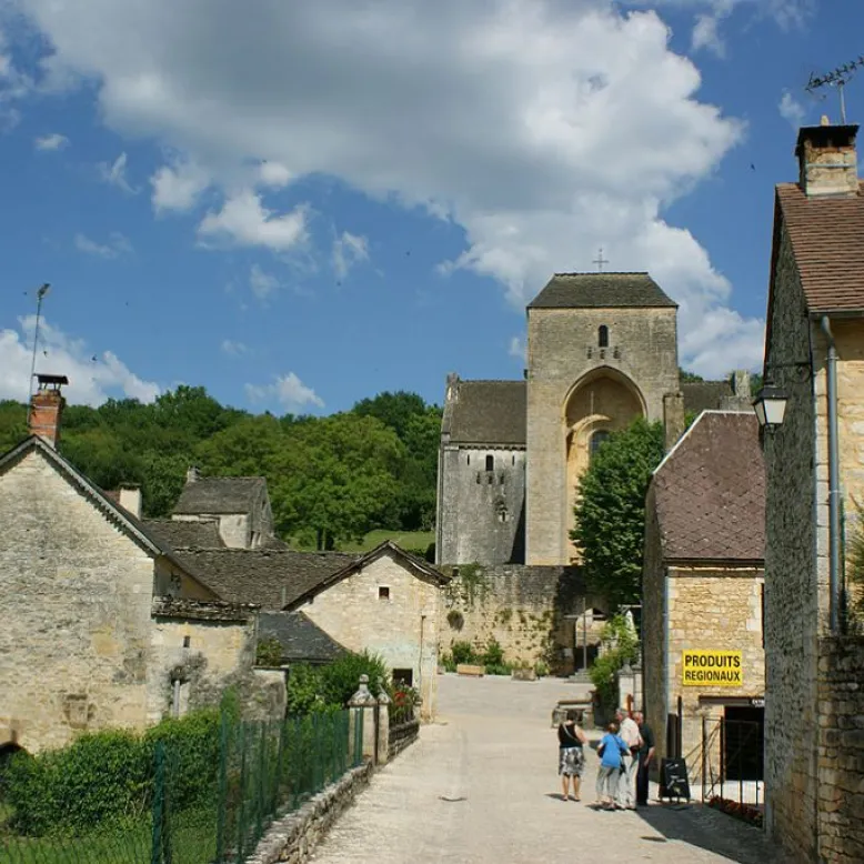 ABBAYE DE SAINT AMAND DE COLY