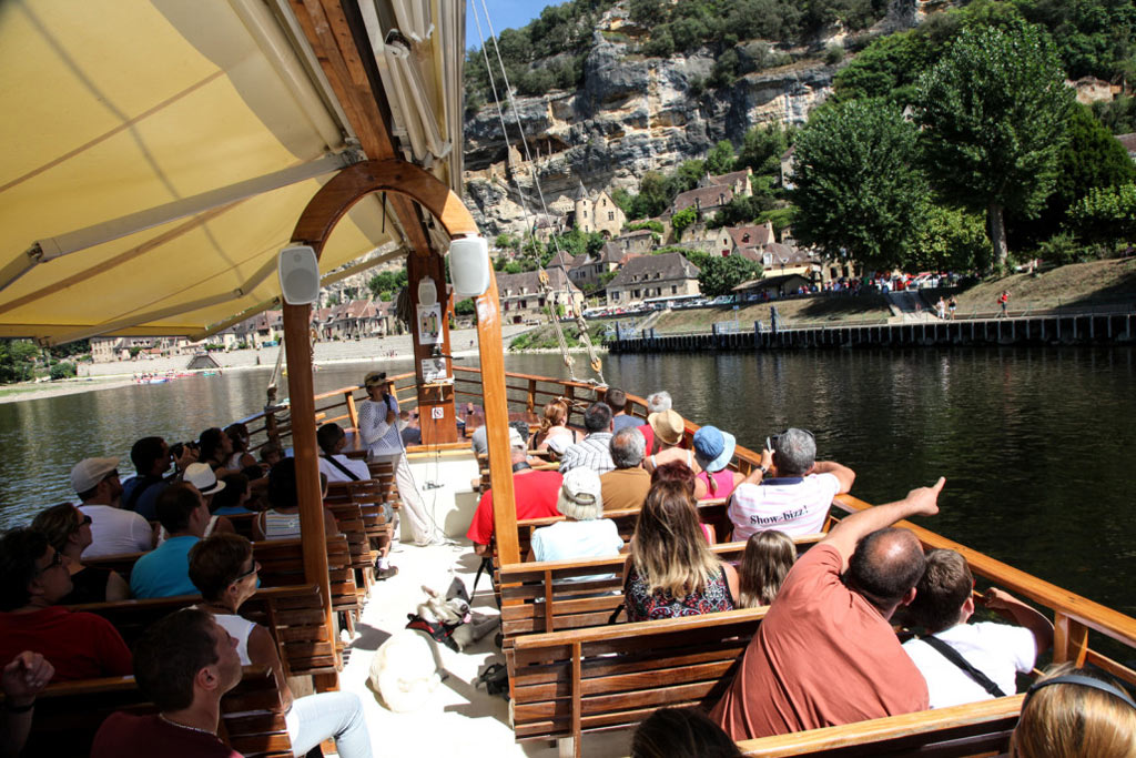 Gabarres Caminade Gabarre Boat Trips In La Roque Gageac Guide Du Perigord