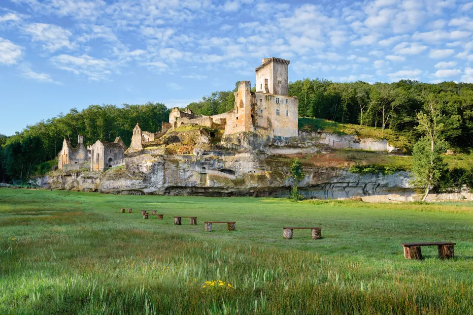 Commarque Castle
