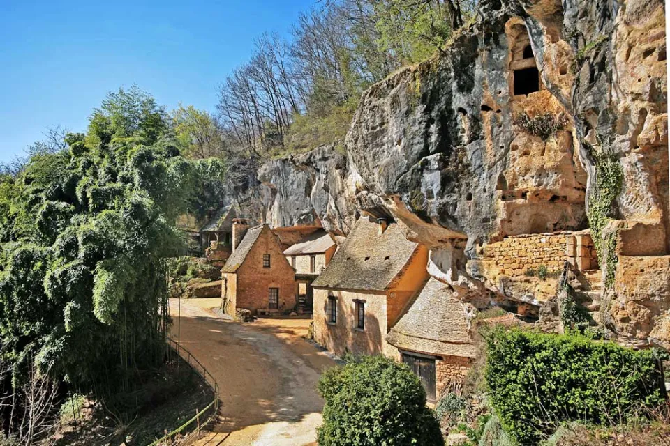 Sorcerer's Cave