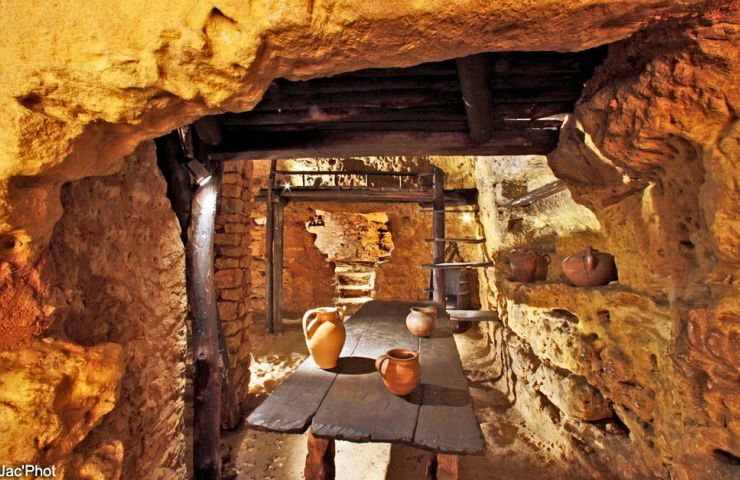 Habitations troglodytiques de Belvès