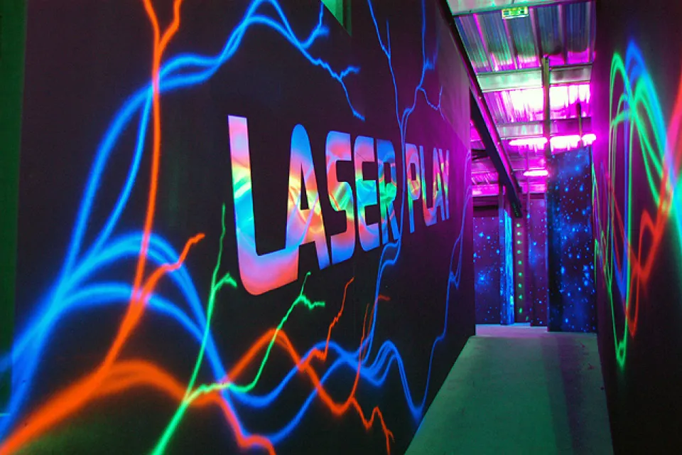 LASER PLAY