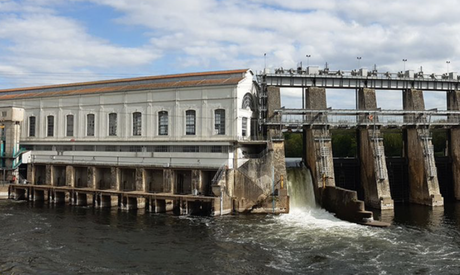 Barrage hydroélectrique EDF de Tuilières