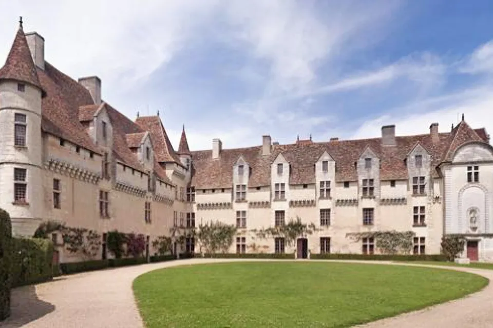 Neuvic Castle