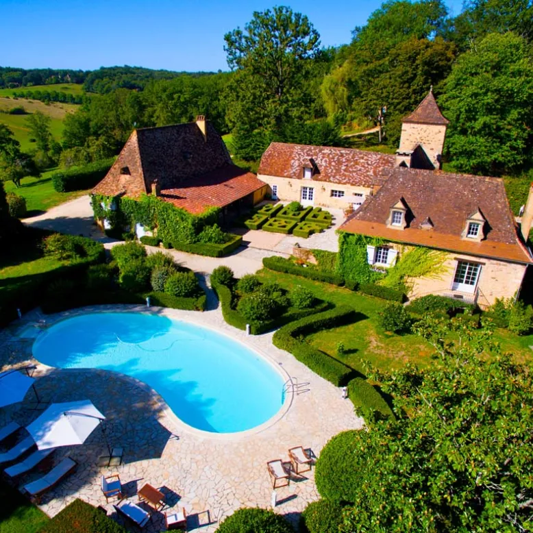 Quintefeuille Manor