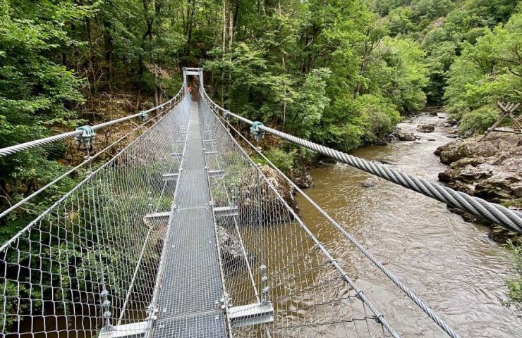 LES GORGES DE L'AUVEZERE