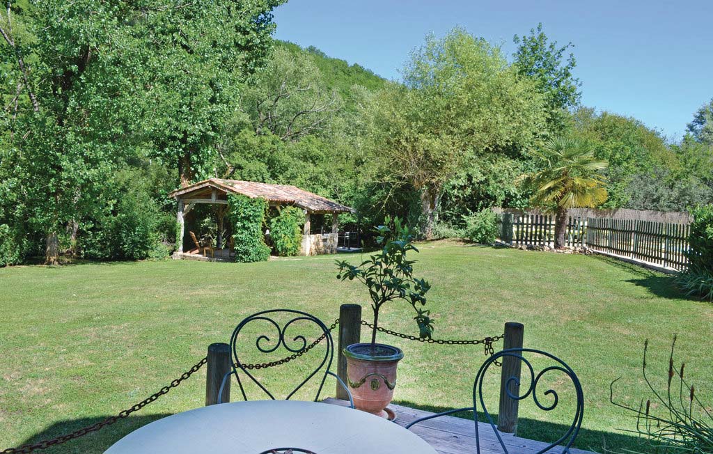 La Petite Rivière Locations BienÊtre à La Cassagne Guide du Périgord