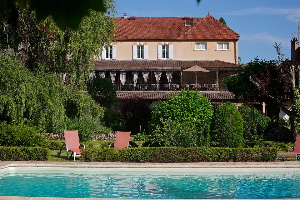 Les Glycines Hôtel & Spa