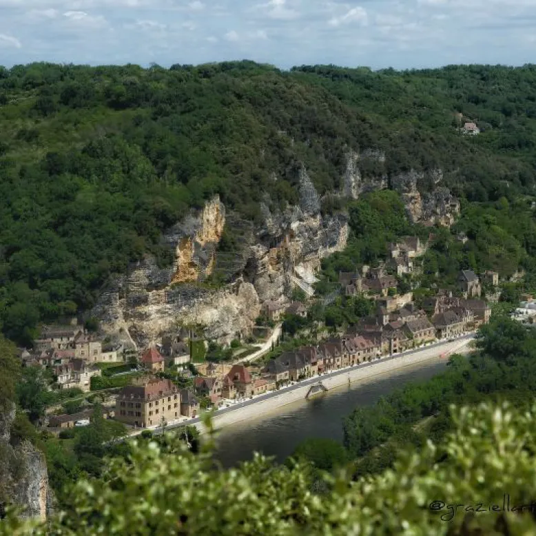 Branch of the Sarlat-Périgord Noir Tourist Off ...