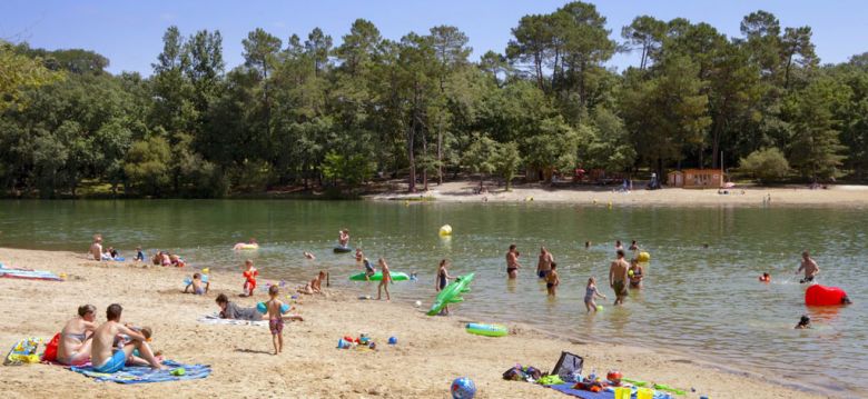 Camping de la base de loisirs de Neufont