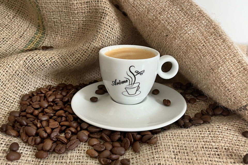 Arôme Café