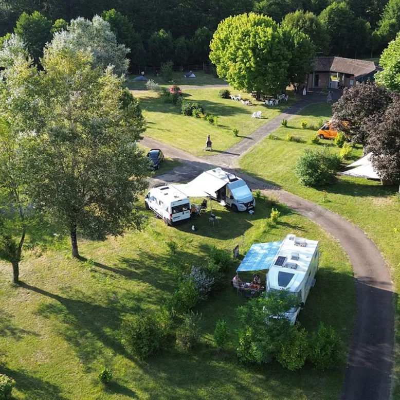 Friendly Camping & Lodges