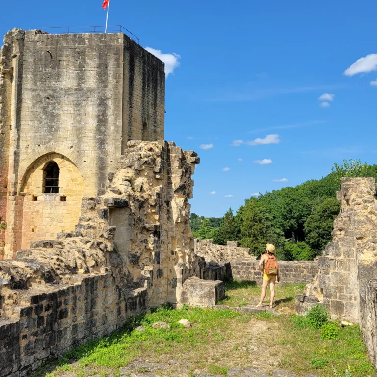 Carlux and its castle (to visit for free!)