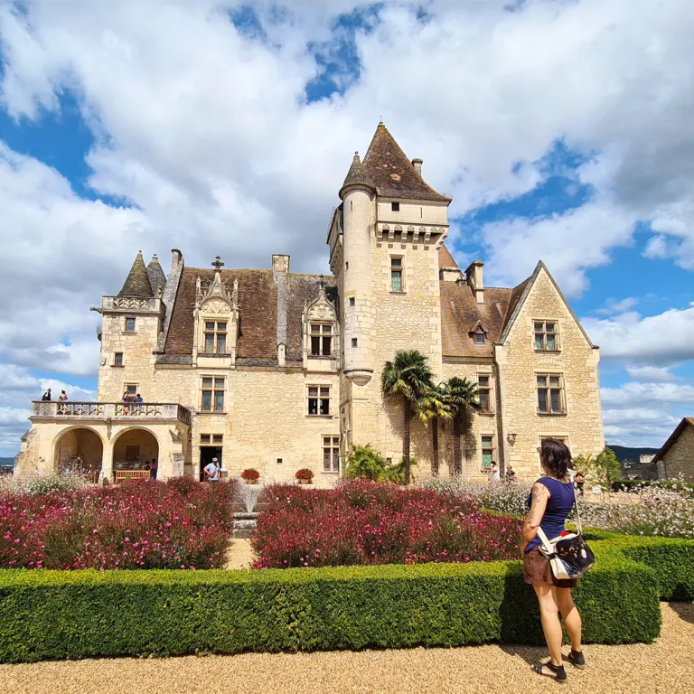Discovering the Château des Milandes in Castel ...