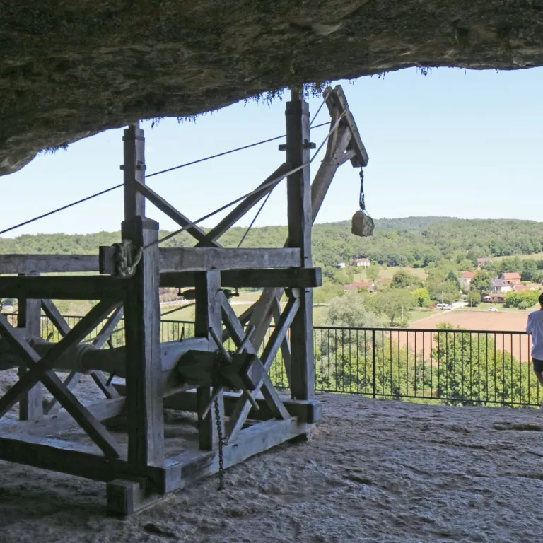 La Roque Saint-Christophe : a family visit to ...