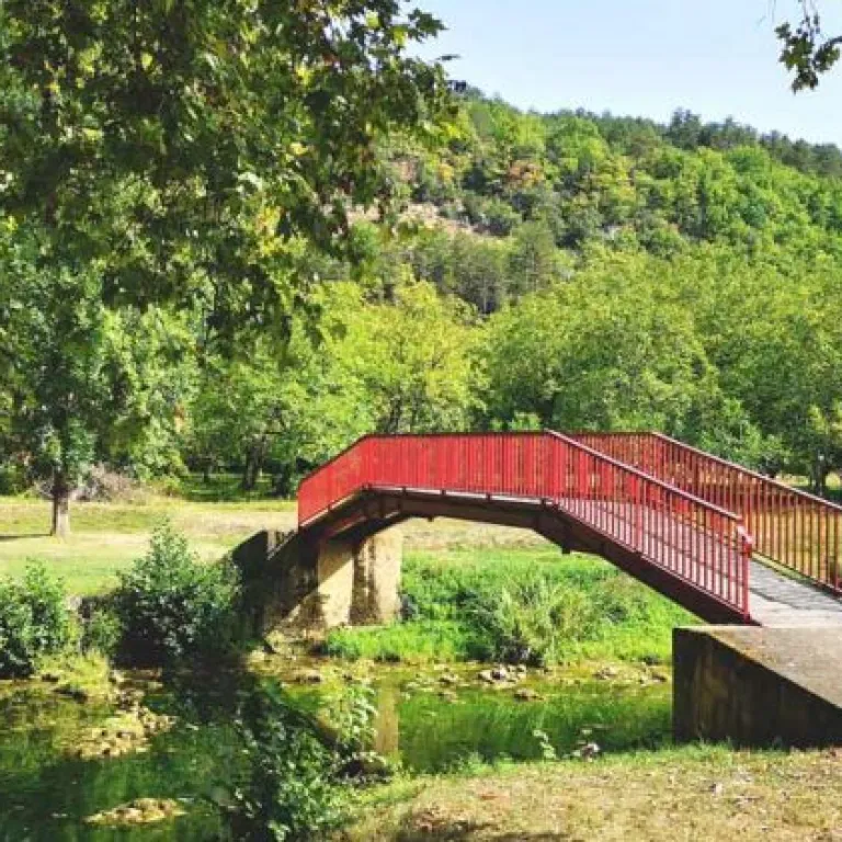 The cycle route of the Céou Valley: from Caste ...