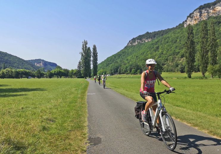 Bike Bus, bicycle rental in Périgord Noir, Dor ...
