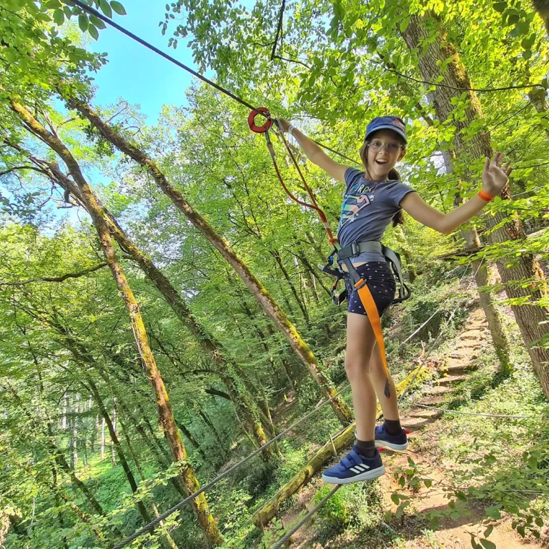 Le Préhistobranche: tree climbing park in Sain ...