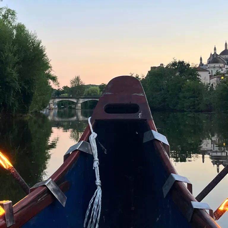Balade en Rabaska sous les étoiles de Périgueux