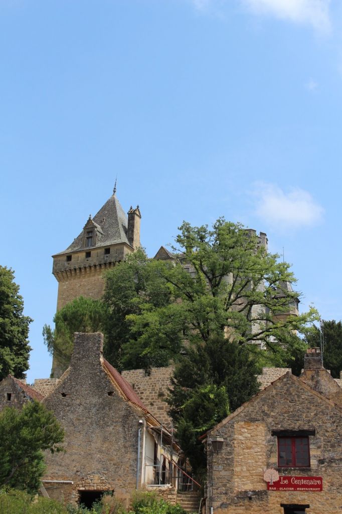 Montfort et son Cingle