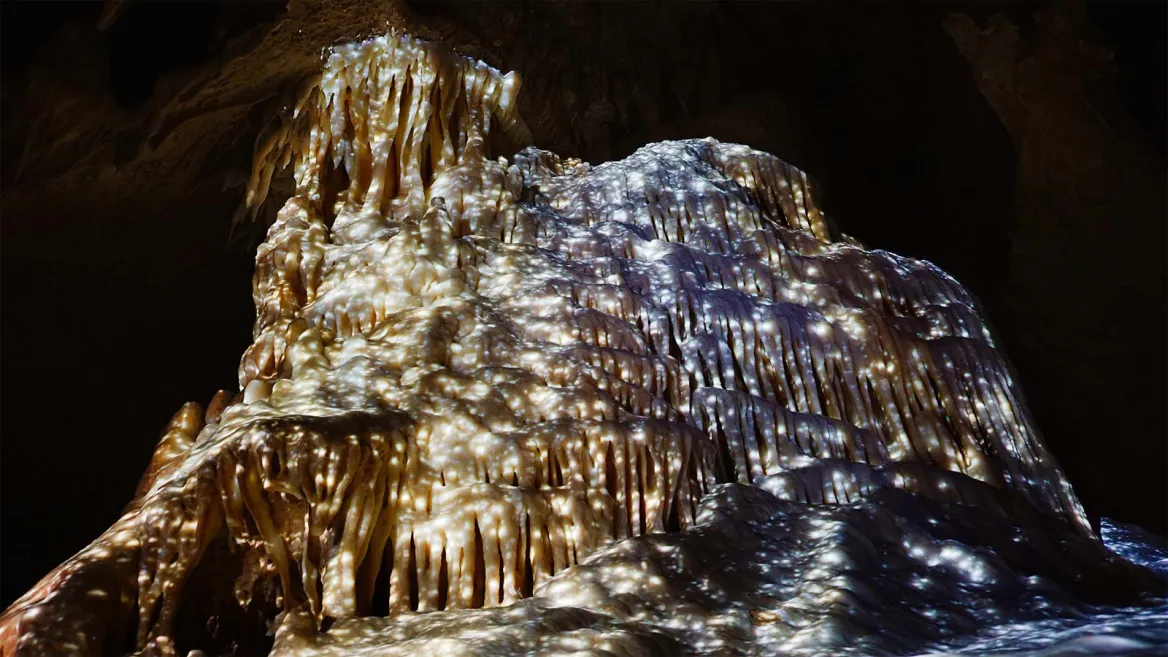 Sound and Lights © Grotte de Villars