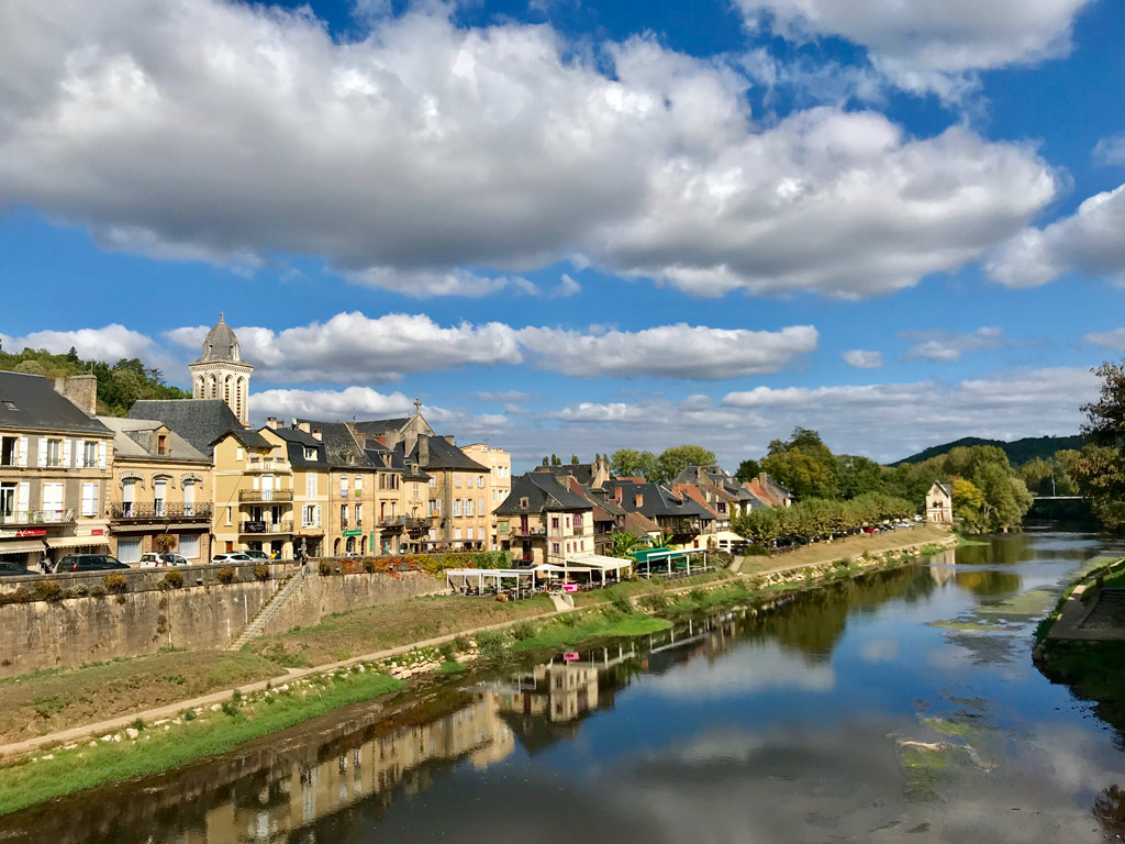 Découvrez Montignac, sa gastronomie et ses commerces