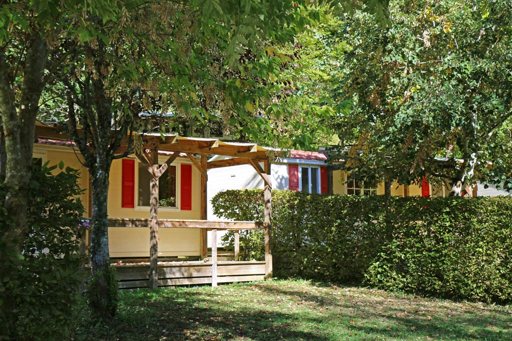 Mobil Home dans la foret