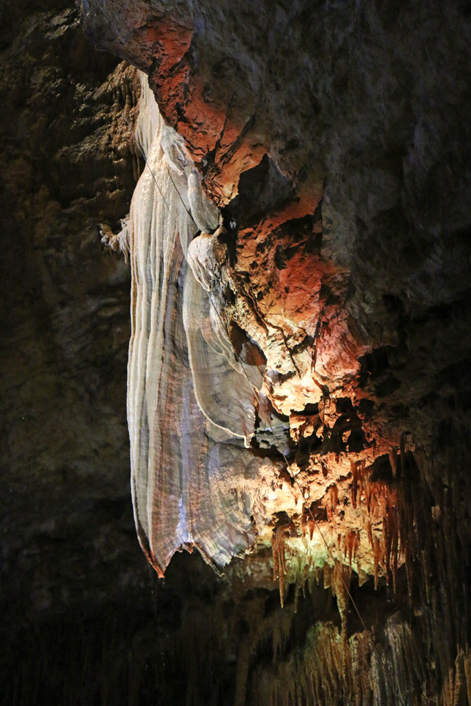 draperies gouffre de proumeyssac
