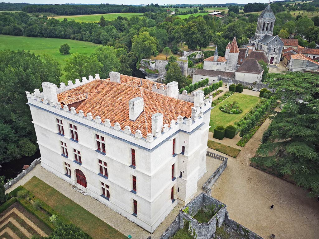 chateau renaissance bourdeilles